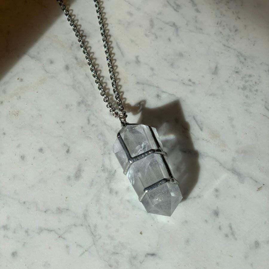 Raw Clear Quartz Necklace / Clear Quartz Jewelry / Healing Crystal Pendant  / Gemstone Necklace / Crystal Jewelry / Stone of Power - Etsy